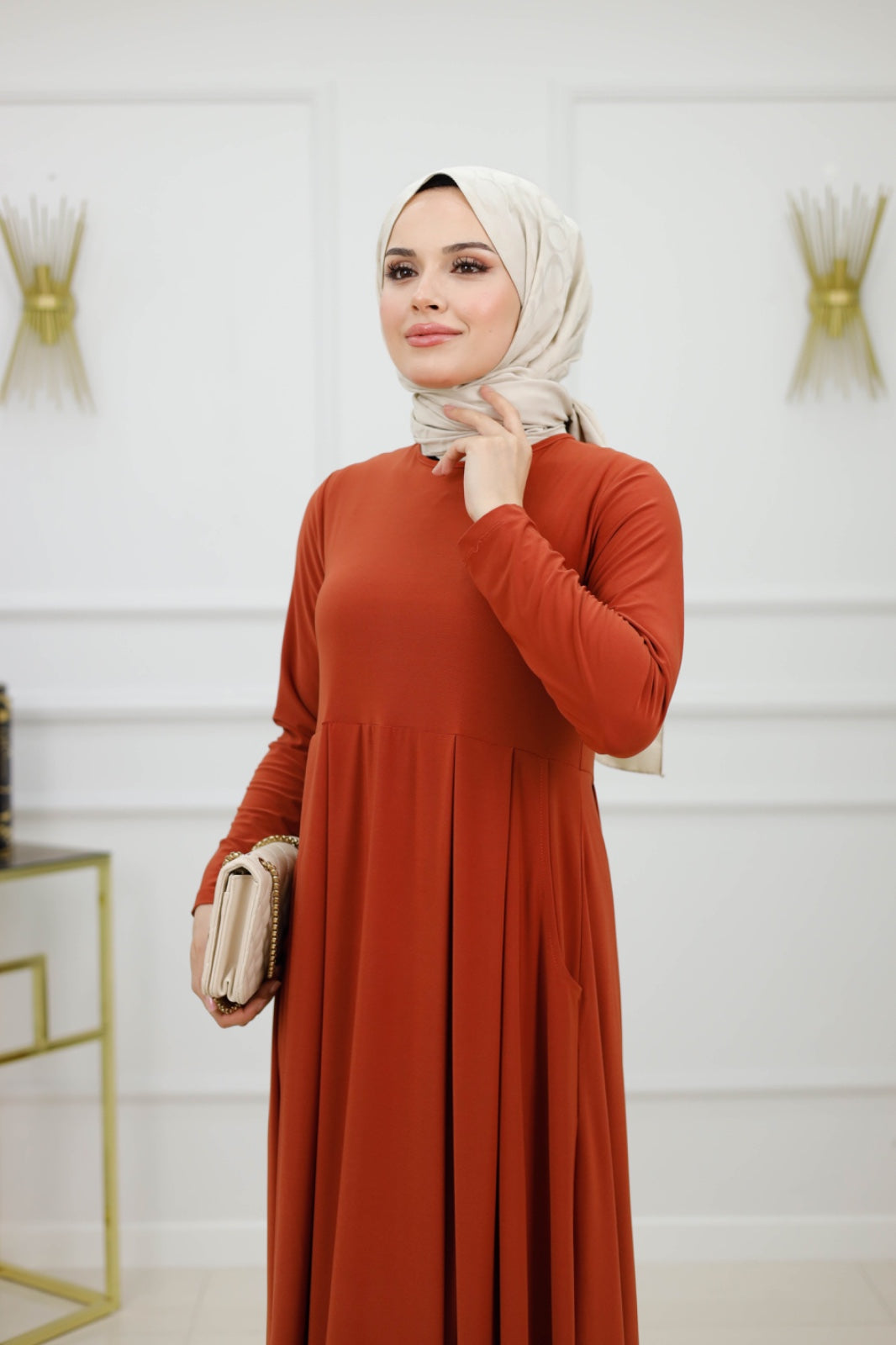 Asil Elbise