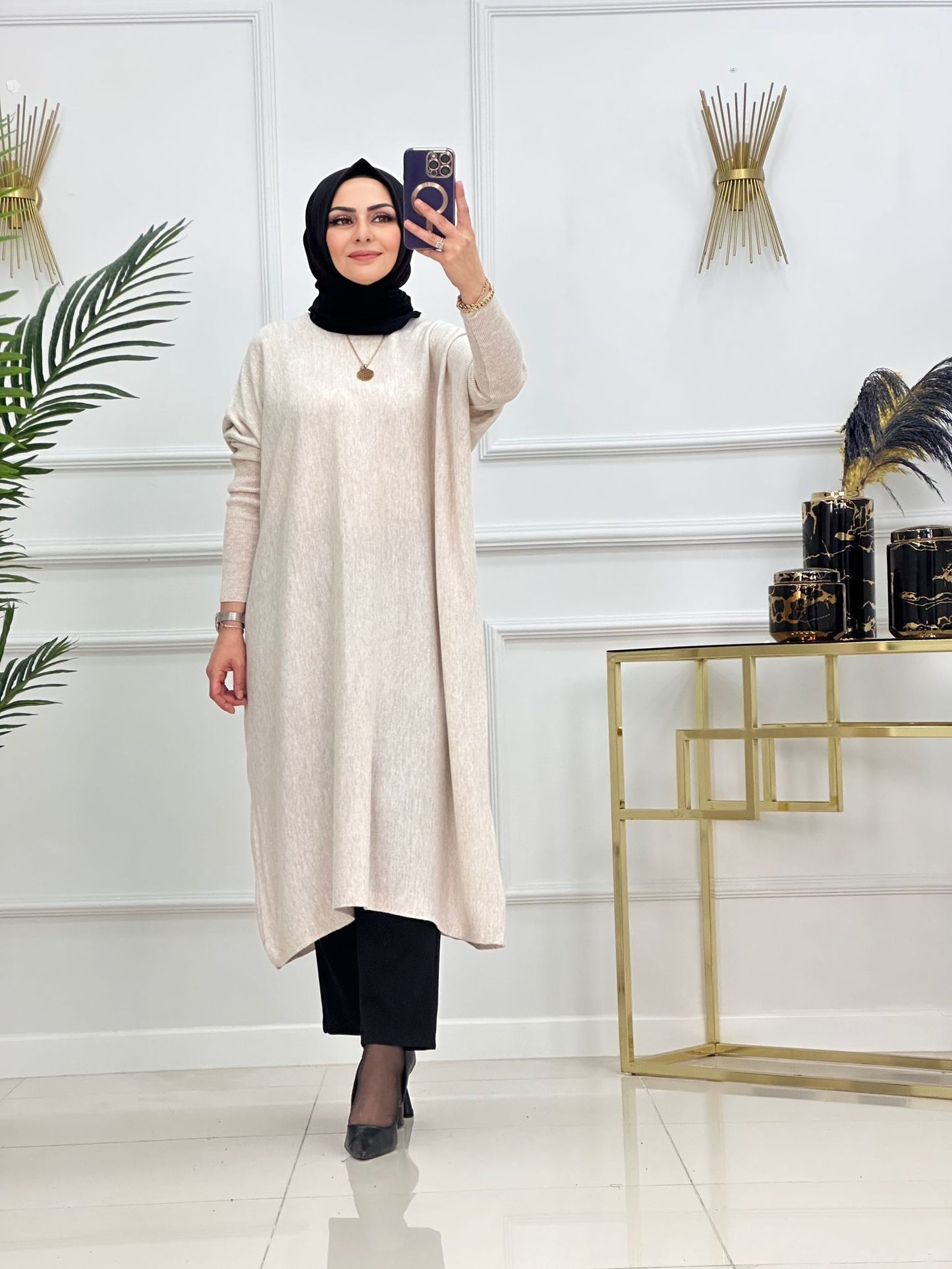 Evin Tunik