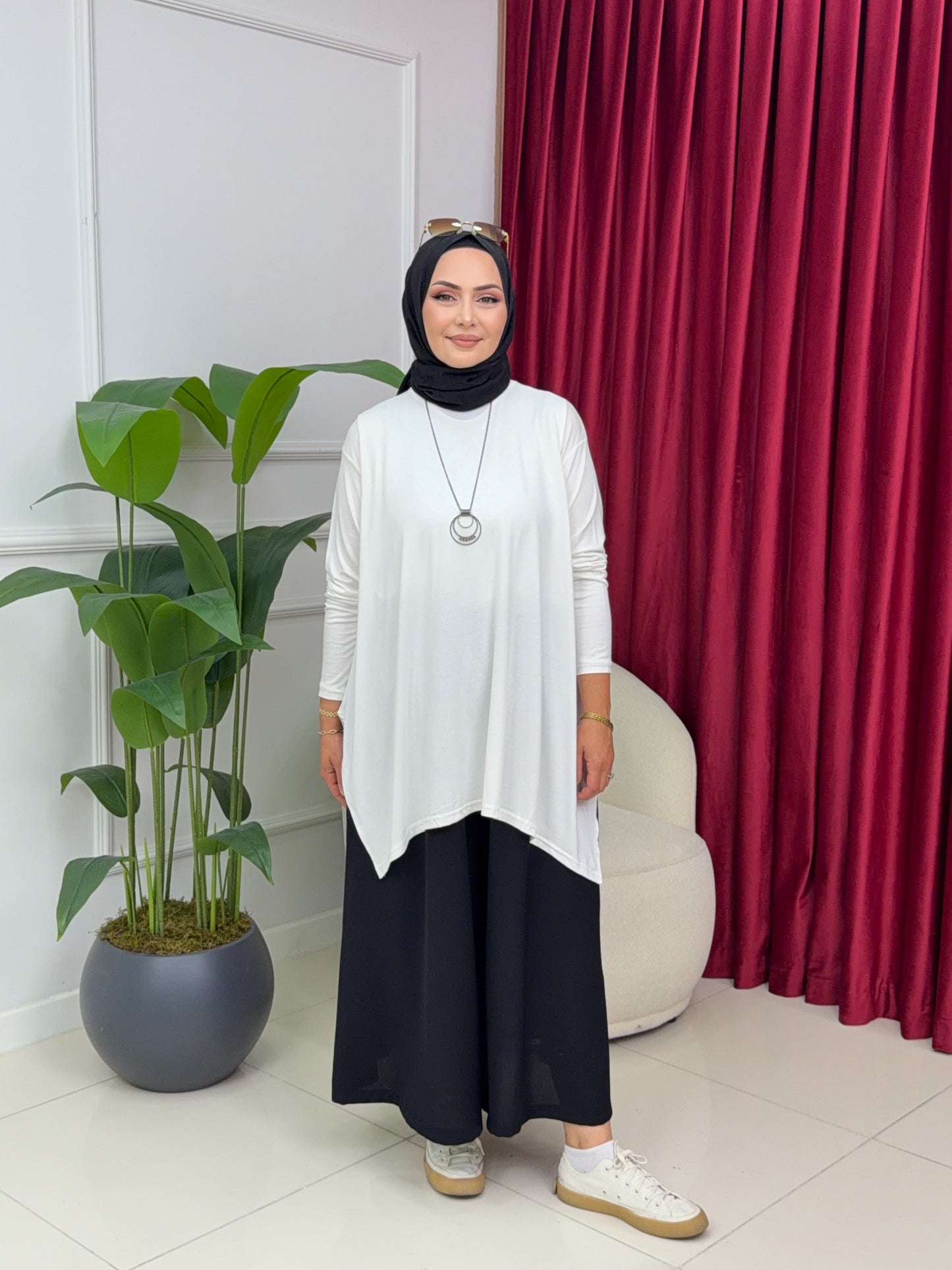 Lina Tunik