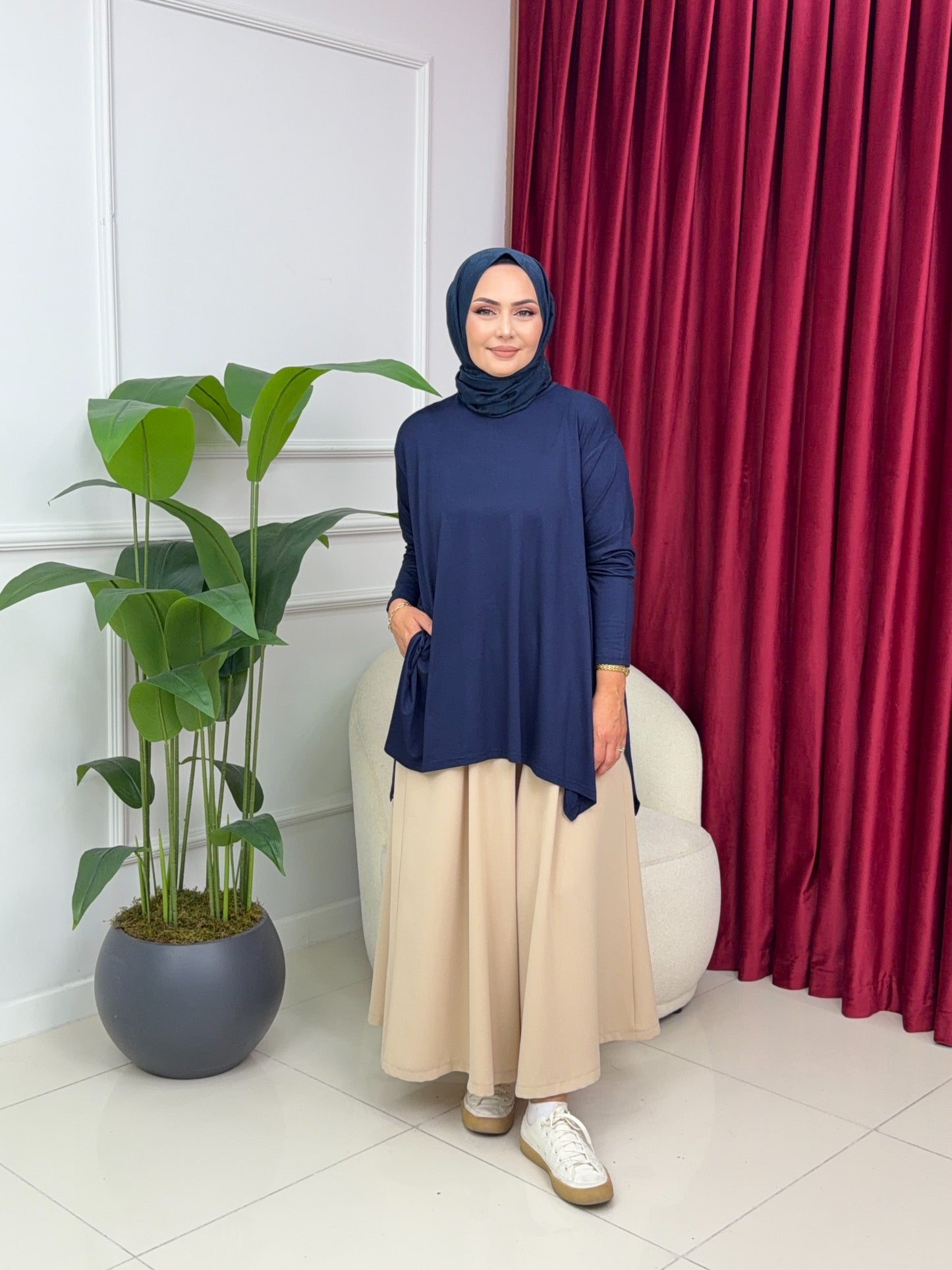 Lina Tunik