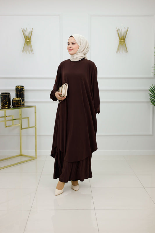 Acar pantolonlu Takım(Zweiteiler)