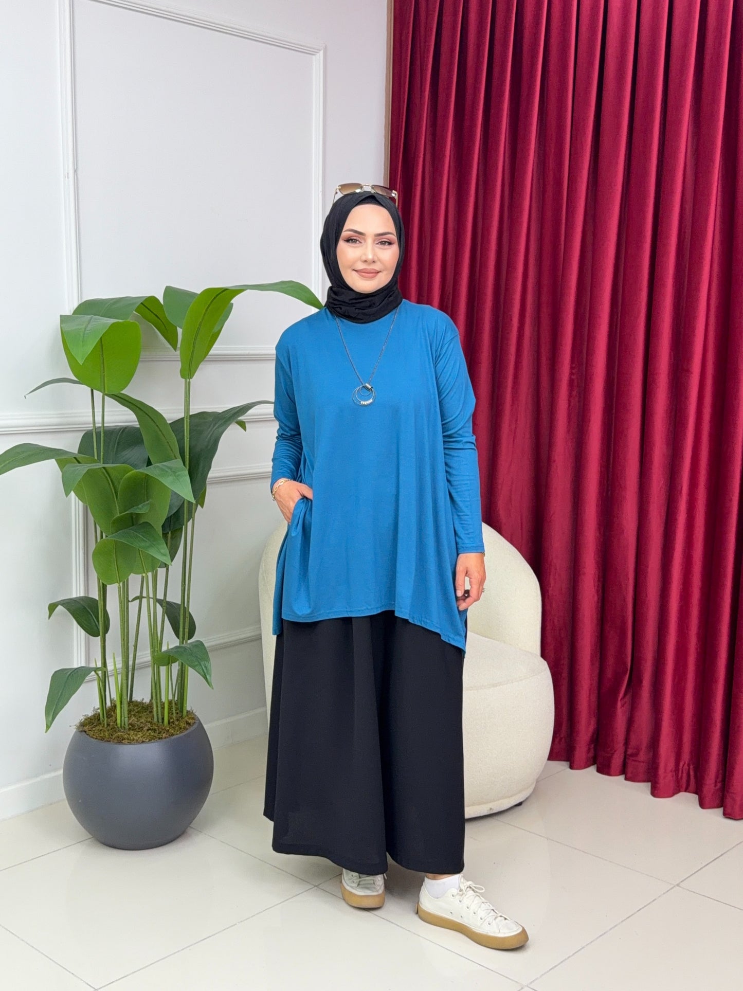 Lina Tunik