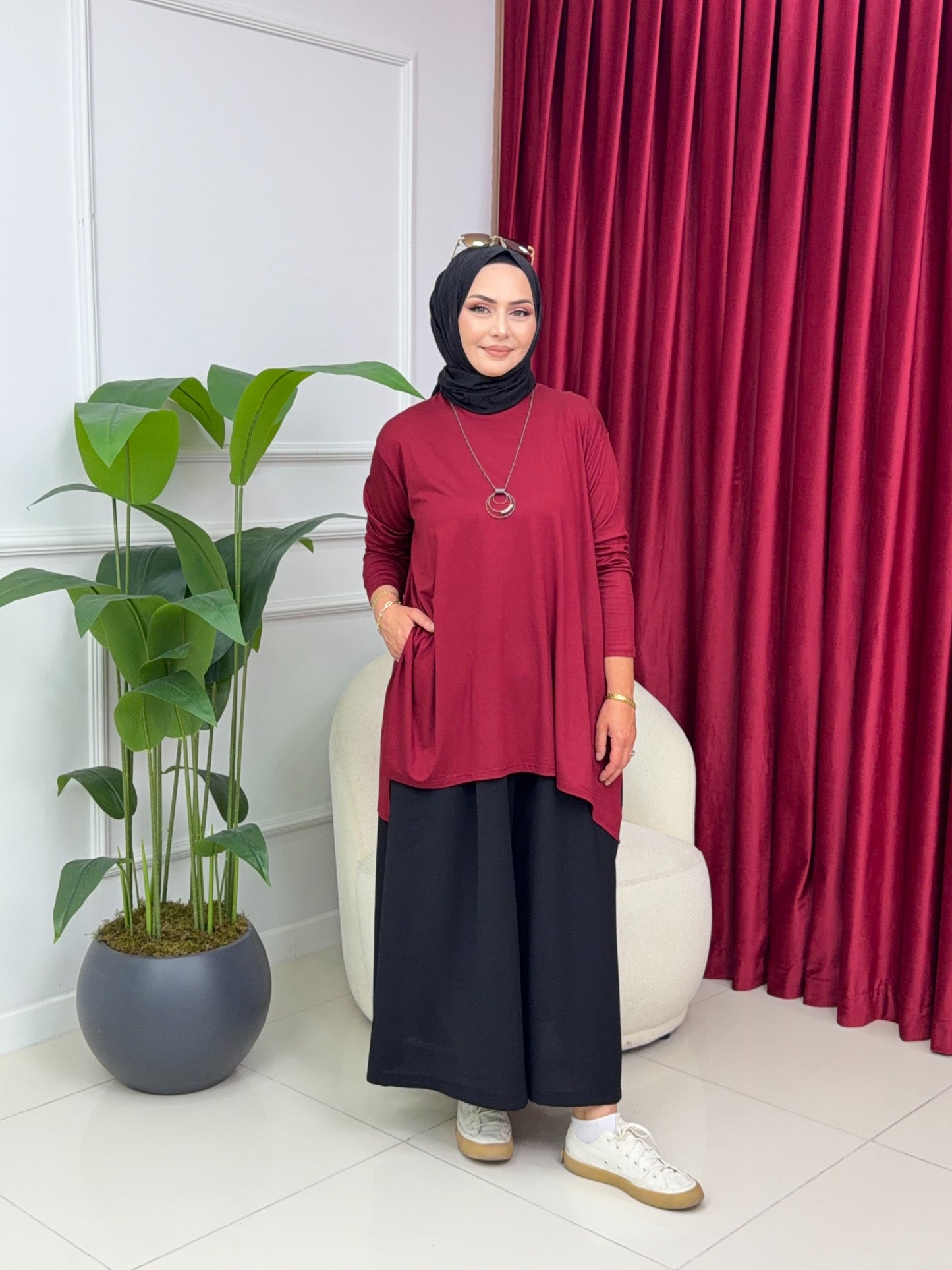 Lina Tunik